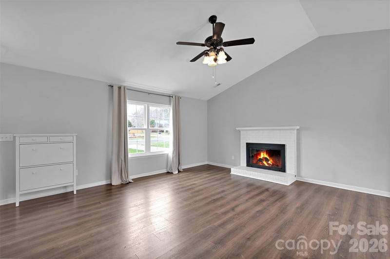 6724 Woodwedge Dr, Charlotte, NC 28227