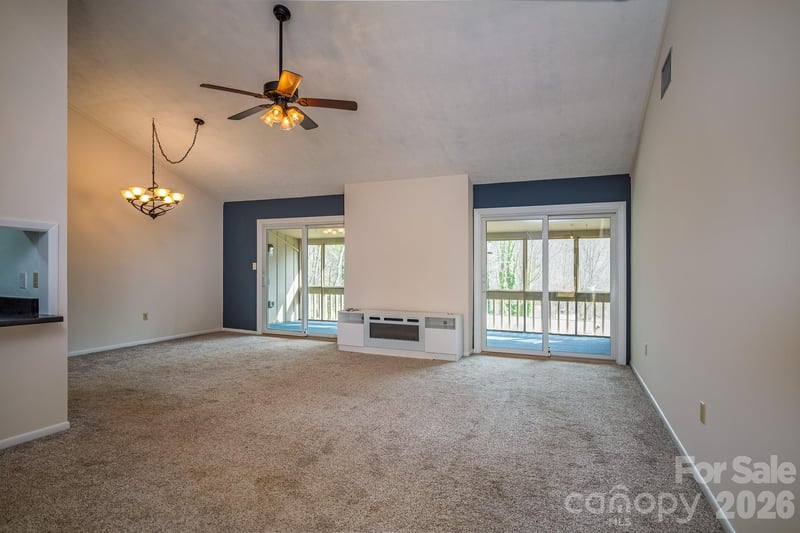 1813 Glen Cannon Dr, Pisgah Forest, NC 28768