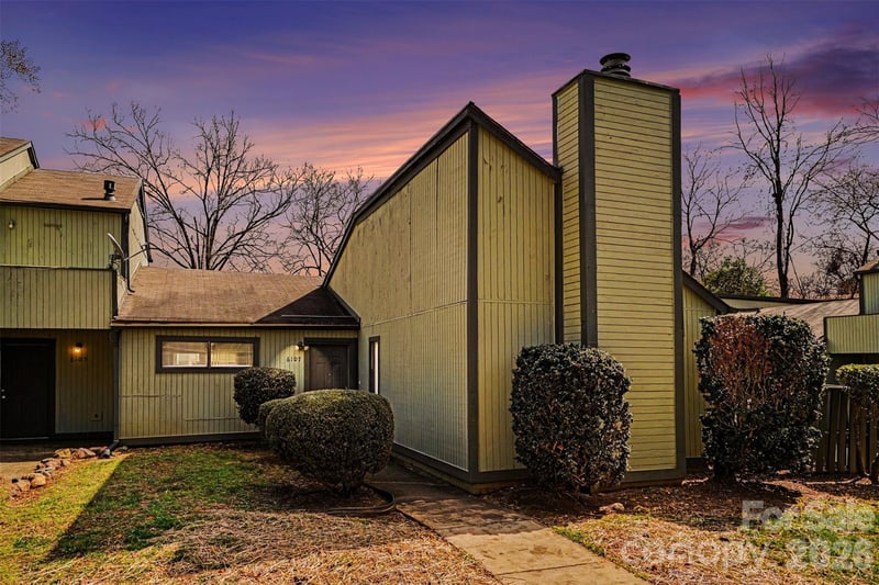 6107 Bent Tree Ct, Charlotte, NC 28212