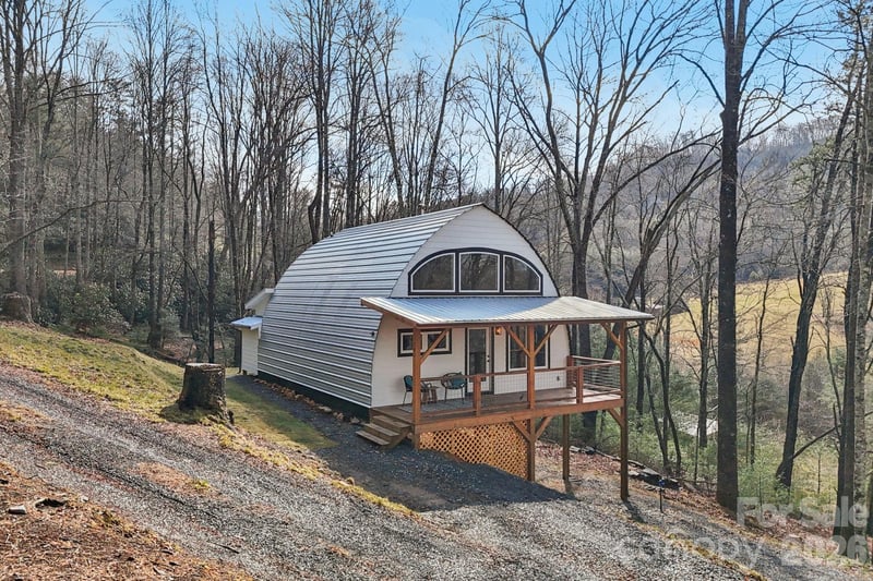 1791 Rabbit Skin Rd, Waynesville, NC 28786
