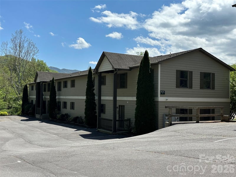 11014 Nc 80 Hw #2B, Burnsville, NC 28714