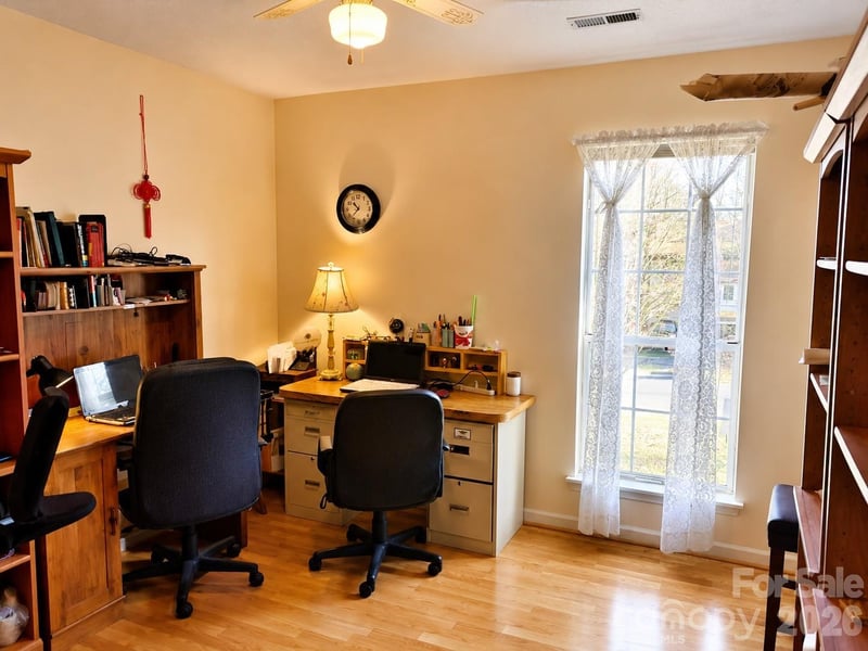 10120 Rockwood Rd, Charlotte, NC 28215