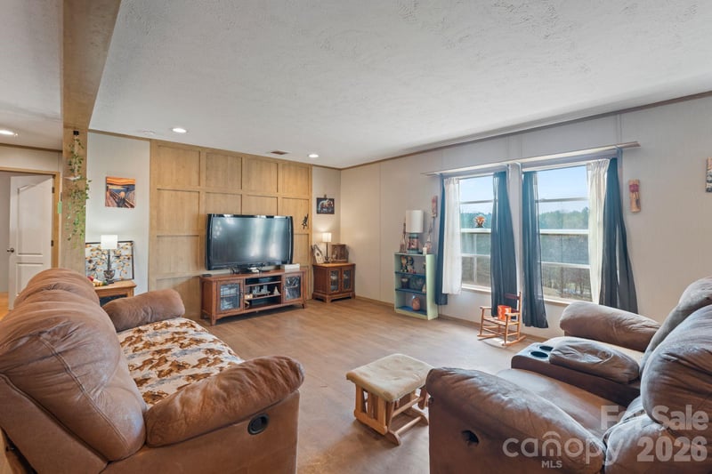 5005 Rocky Ridge Rd, Connelly Springs, NC 28612