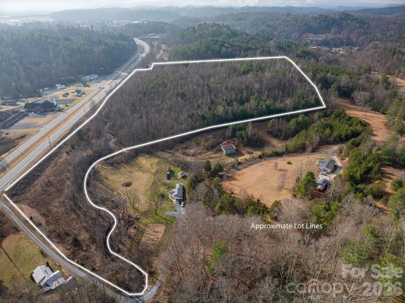 2091 Fork Creek Pl, Lenoir, NC 28645
