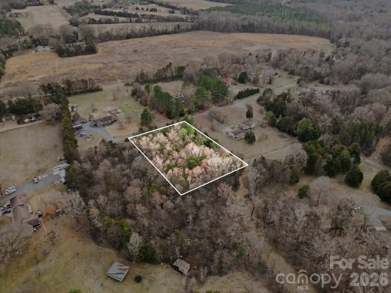 1204 Shalimar Dr, Concord, NC 28025