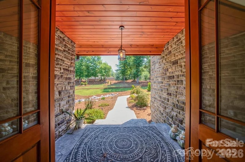 1416 Southpointe Dr #67, Morganton, NC 28655