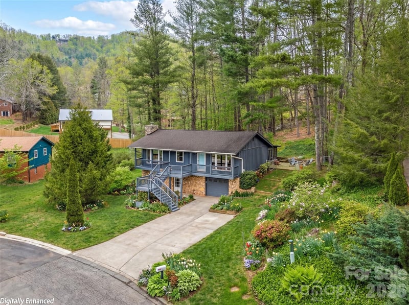 27 Brookcliff Dr, Asheville, NC 28804