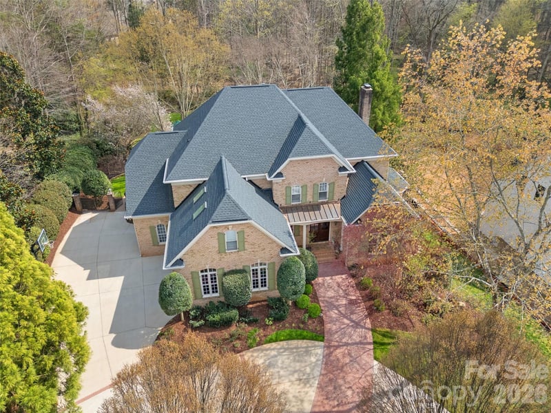 2095 Kings Manor Dr, Weddington, NC 28104