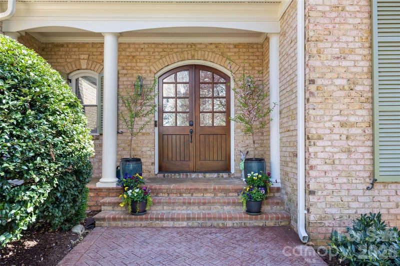 2095 Kings Manor Dr, Weddington, NC 28104