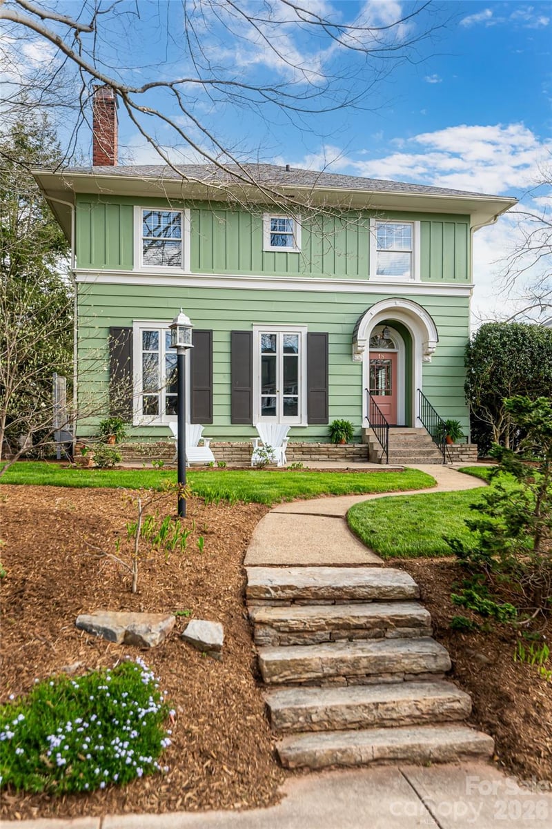 18 Edgemont Rd, Asheville, NC 28801
