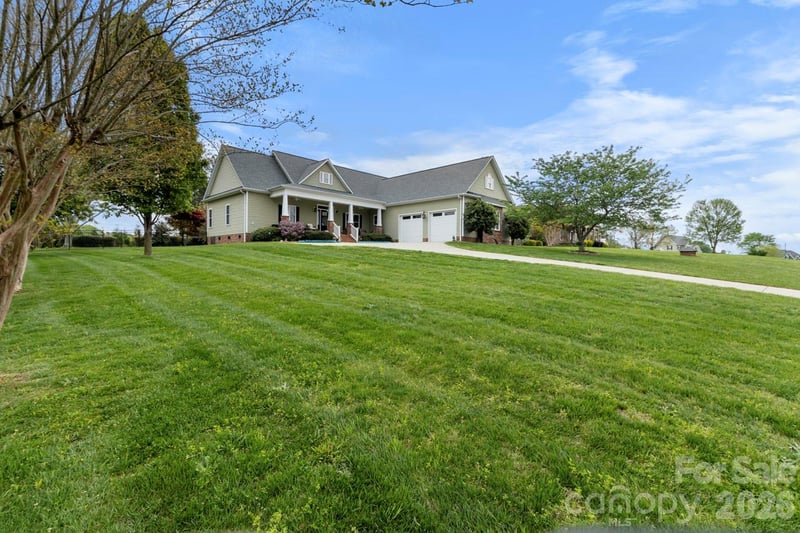 557 Luther Dr, Iron Station, NC 28080
