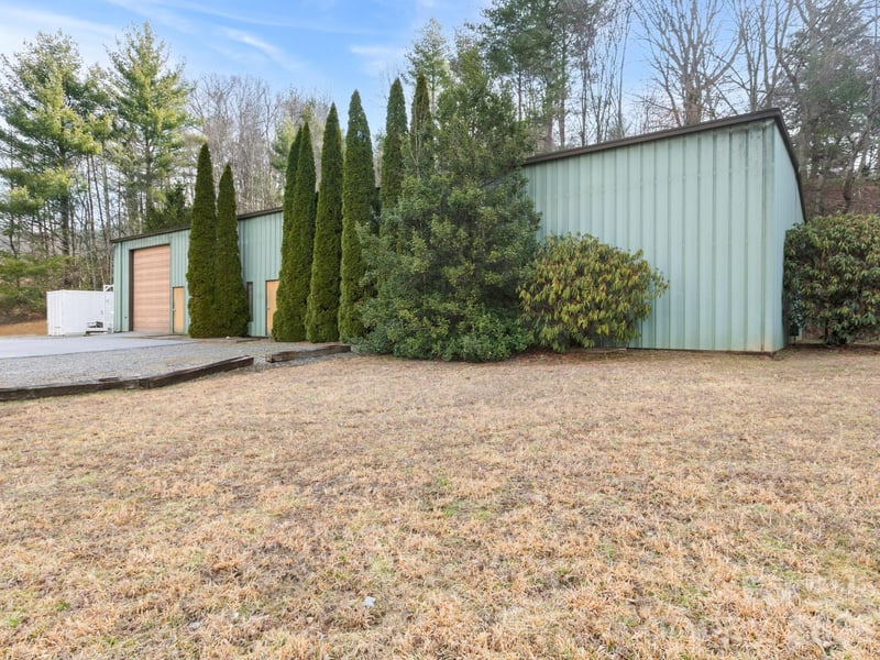 695 Nc 9 Hw, Black Mountain, NC 28711