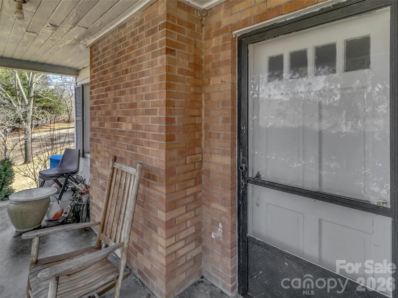 301 Mulberry St, Clyde, NC 28721