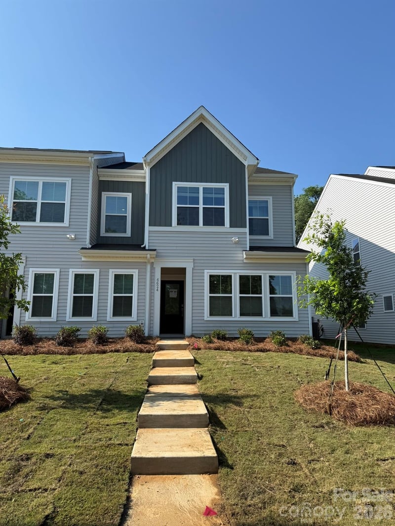4624 Lakeview Rd, Charlotte, NC 28216