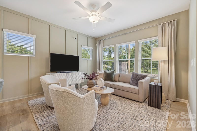 4624 Lakeview Rd, Charlotte, NC 28216