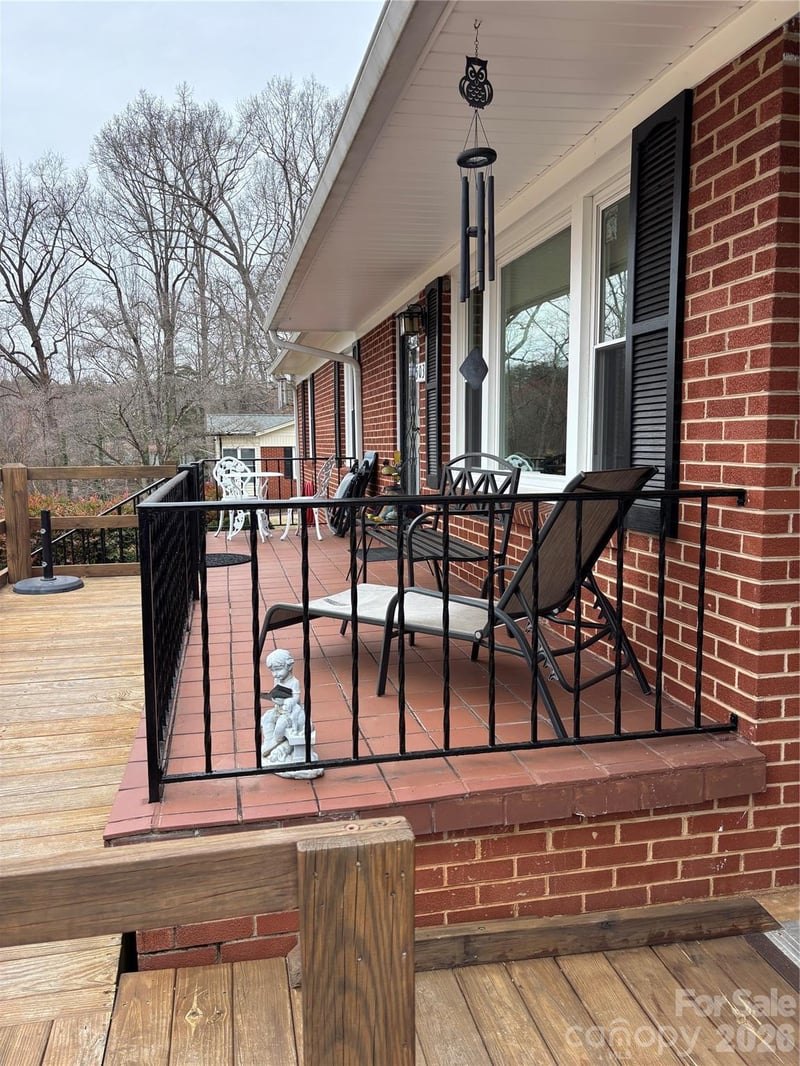 503 9th Ave, Conover, NC 28613
