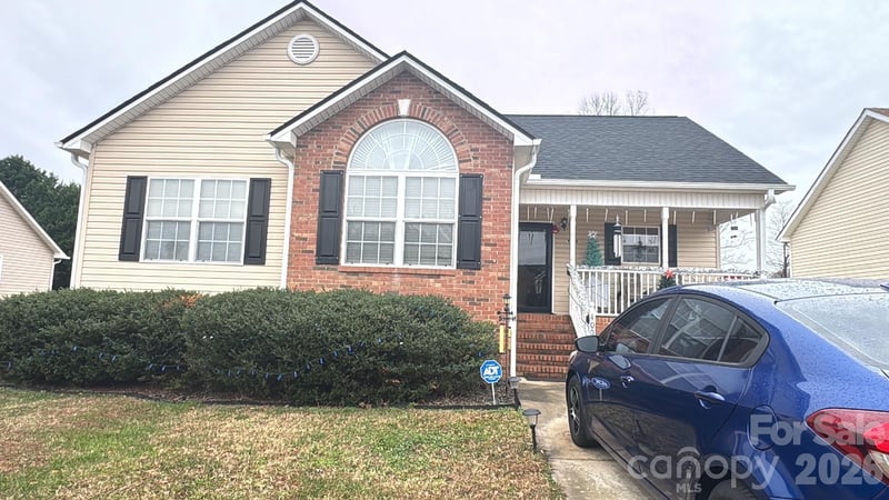 4008 Woodleigh Dr, Rock Hill, SC 29732