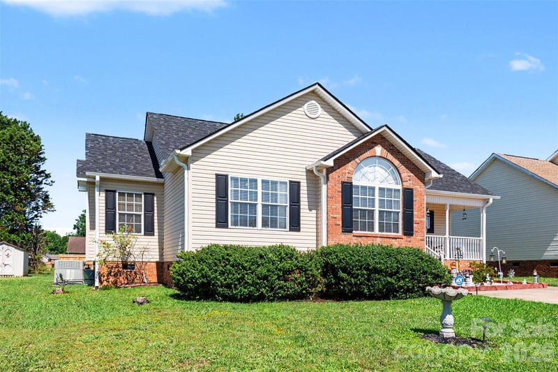 4008 Woodleigh Dr, Rock Hill, SC 29732