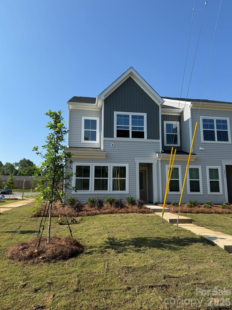 4636 Lakeview Rd, Charlotte, NC 28216