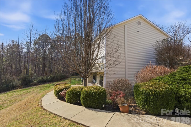 19 Krista Cir #E, Candler, NC 28715