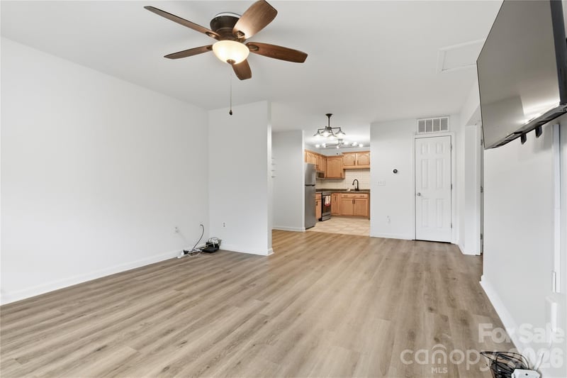 19 Krista Cir #E, Candler, NC 28715