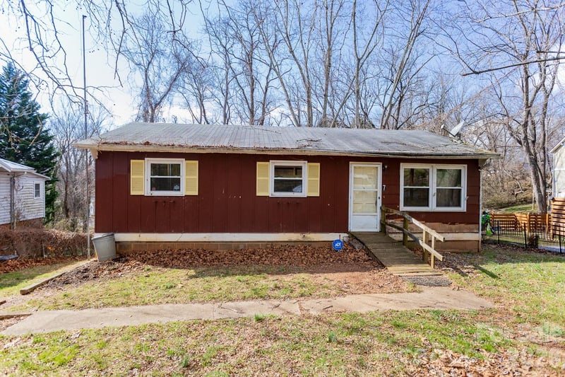7 Main St, Asheville, NC 28803