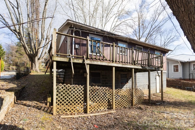 7 Main St, Asheville, NC 28803