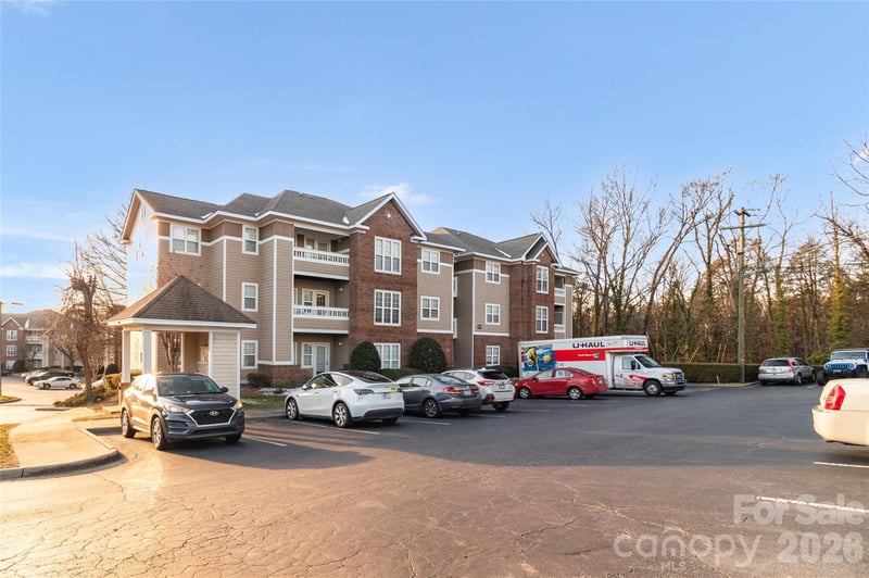 9849 Campus Walk Ln #D, Charlotte, NC 28262