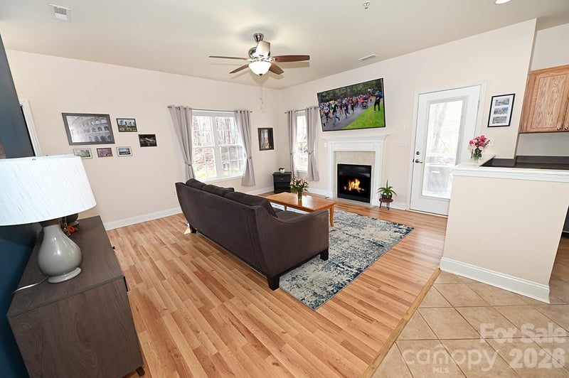 1360 21st Ave, Hickory, NC 28601