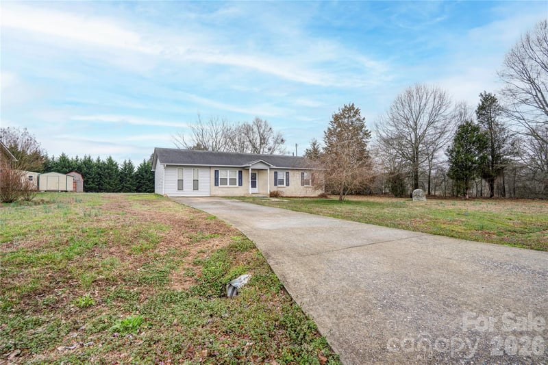 113 Hicks Rd, Grover, NC 28073