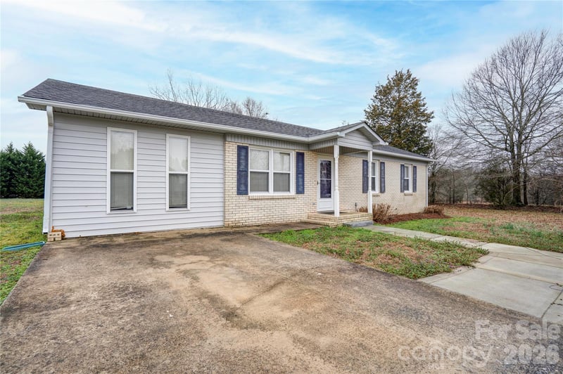 113 Hicks Rd, Grover, NC 28073