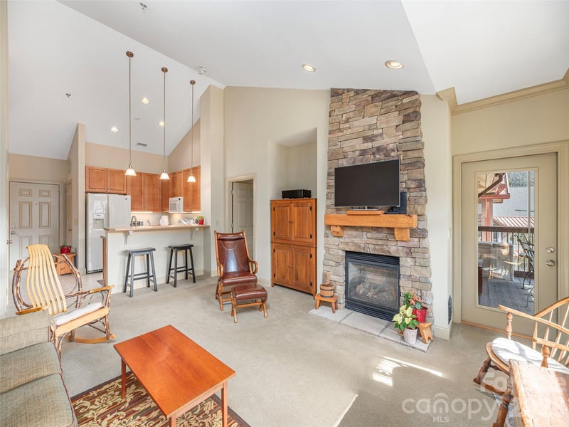 1650 Country Club Dr #C302, Maggie Valley, NC 28751