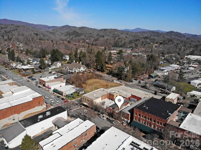 46 Main St, Brevard, NC 28712
