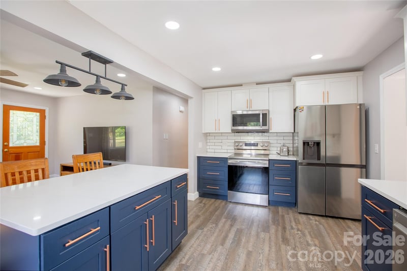 581 Clyde Dr, Winston Salem, NC 27104