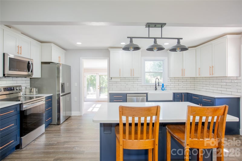 581 Clyde Dr, Winston Salem, NC 27104