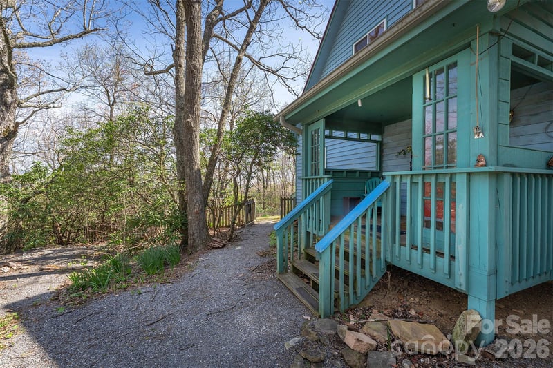 195 Prospectors Trl, Black Mountain, NC 28711