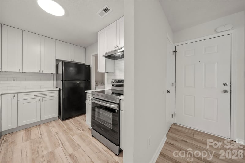 9037 J M Keynes Dr #28, Charlotte, NC 28262