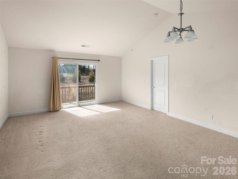 123 Foxden Dr #201, Fletcher, NC 28732
