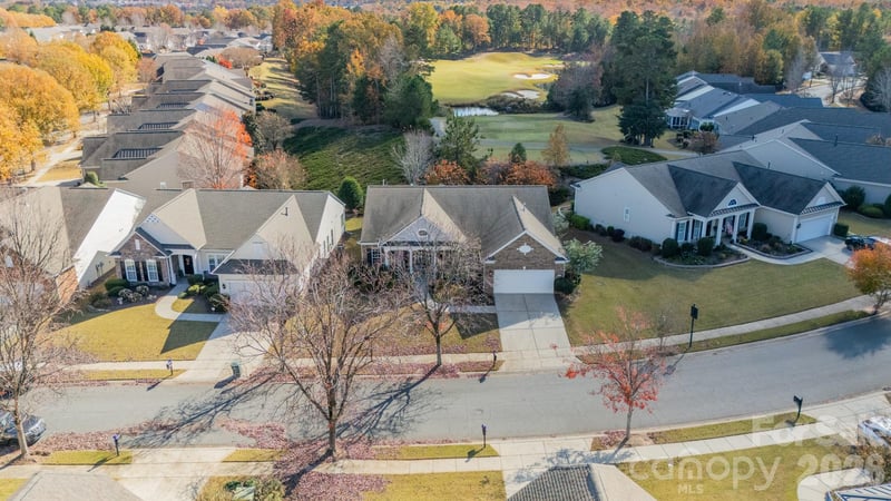 35047 Carnation Ln, Fort Mill, SC 29707