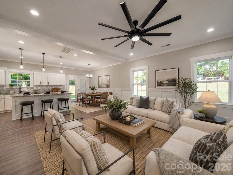 2128 Holly St, Charlotte, NC 28216