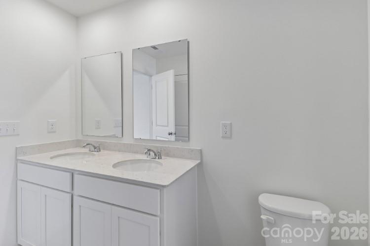 108 Weller Ln, Thomasville, NC 27360