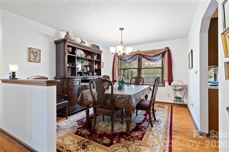 109 Eagle Rock Trl, Hendersonville, NC 28739