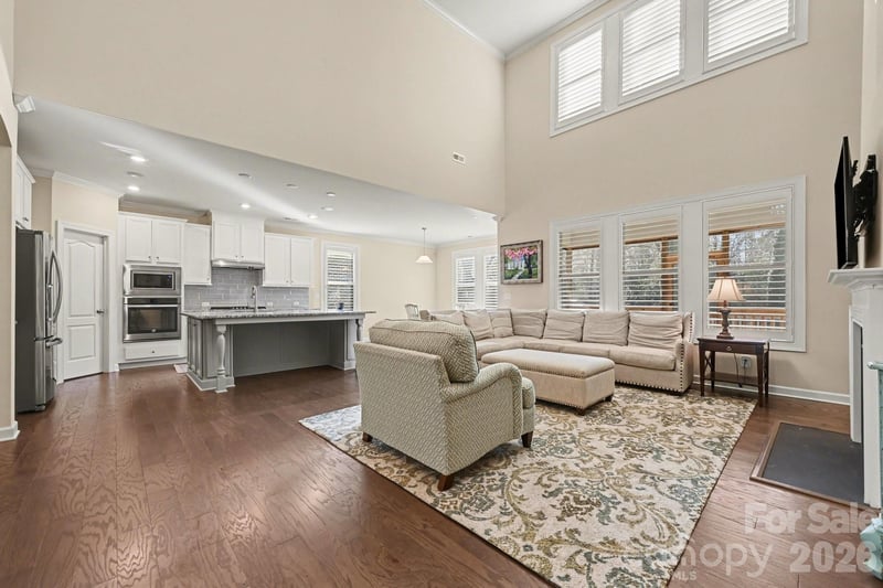 127 Smithfield Dr, Charlotte, NC 28270