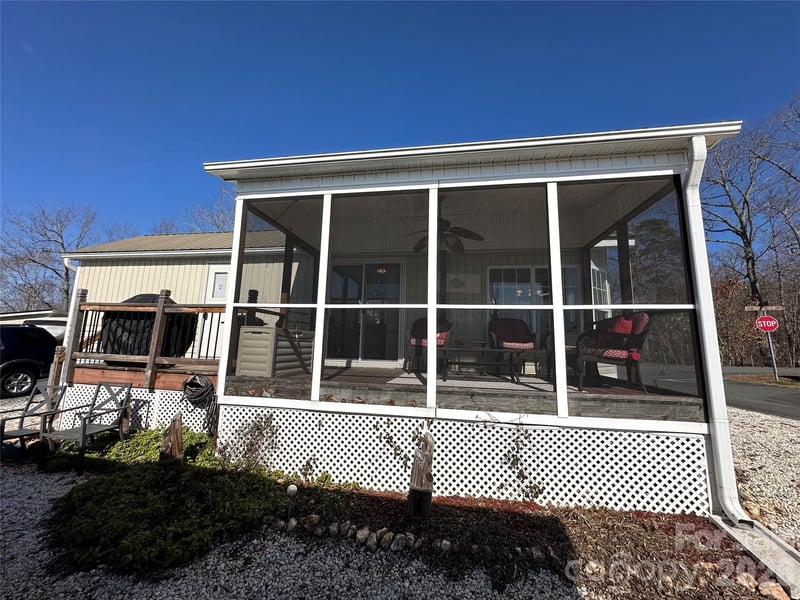 171 Grand View Dr, New London, NC 28127