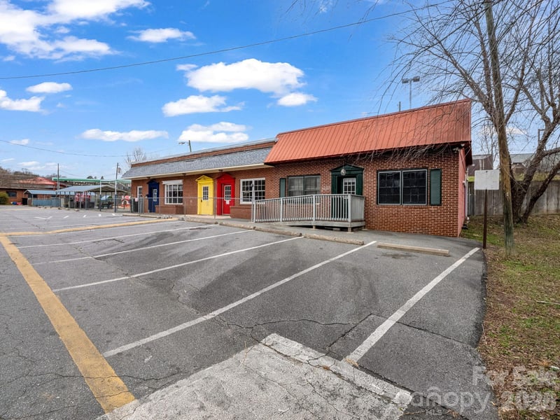 123 Park Lane Dr, Rutherfordton, NC 28139