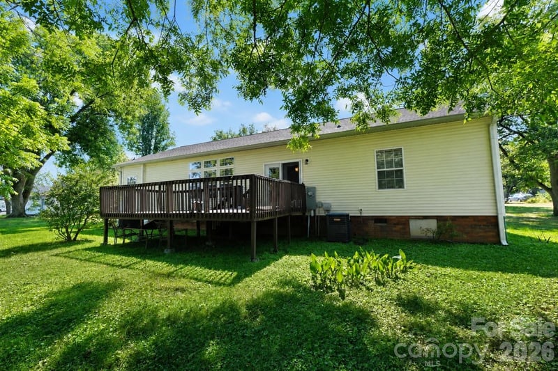 3951 Springs Rd, Conover, NC 28613