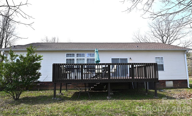 3951 Springs Rd, Conover, NC 28613