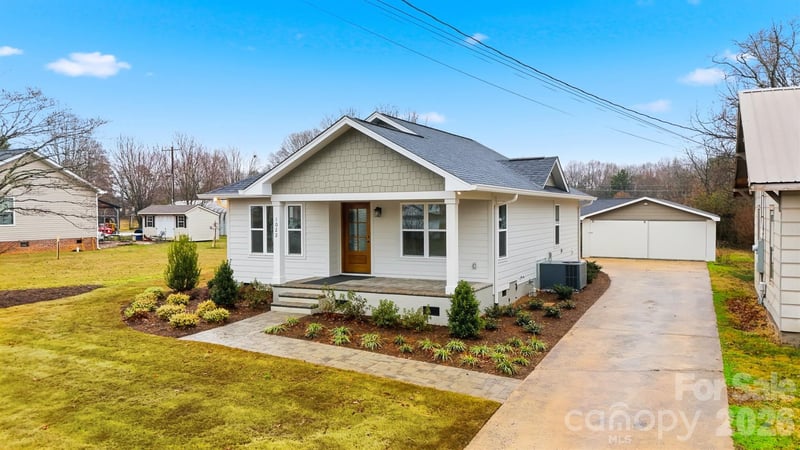 1022 Main St, Maiden, NC 28650
