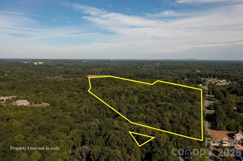 3940 River Rd, Hickory, NC 28602