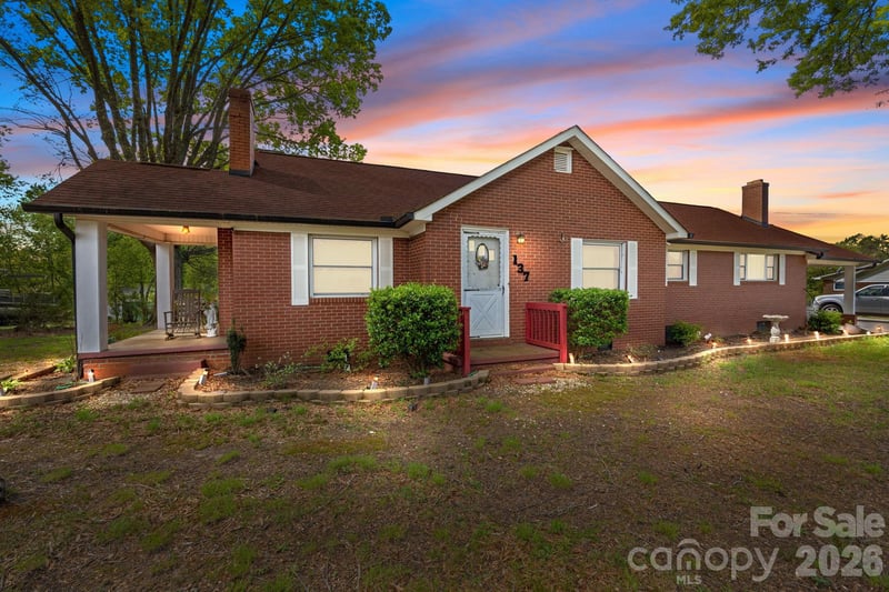 137 Foursquare Rd, Mooresville, NC 28115
